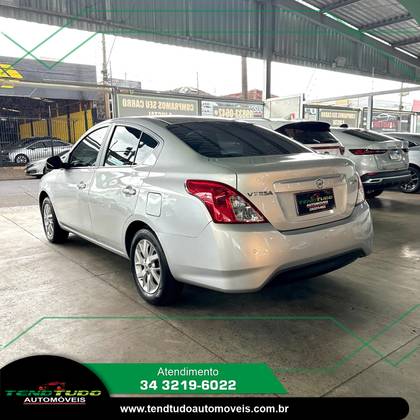NISSAN VERSA 1.6 16V FLEXSTART SV 4P XTRONIC NISSAN VERSA 1.6 16V FLEXSTART SV 4P XTRONIC